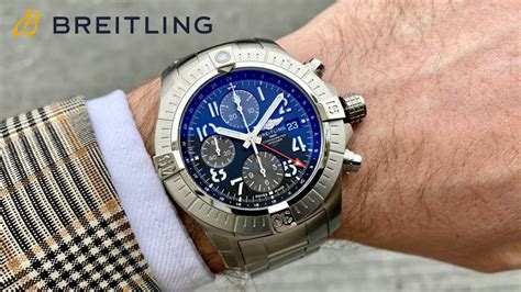 breitling avenger glasboden|breitling avenger 2023.